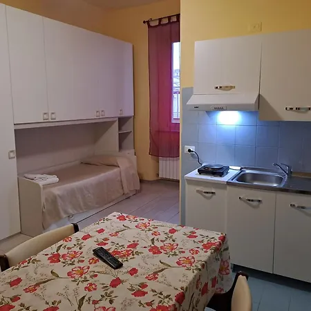 Giappone Flat Апарт-отель Ливорно